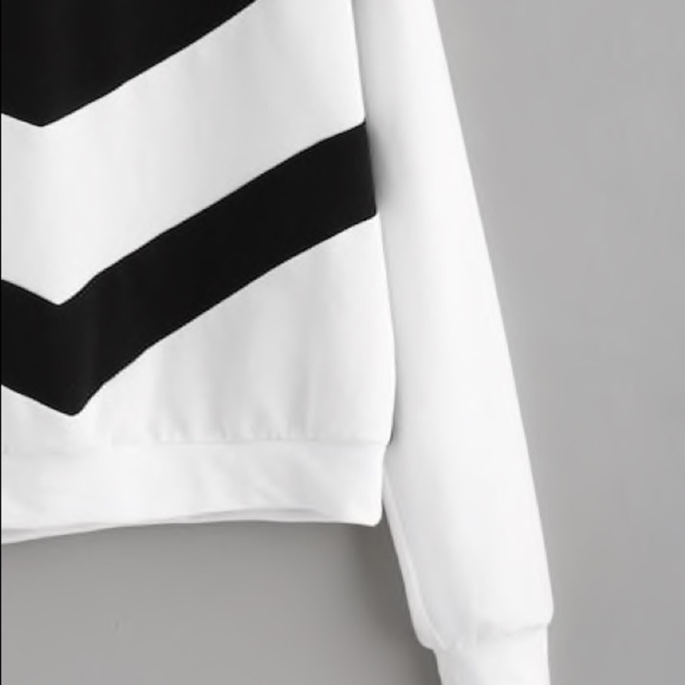 Black and White Chevron Top - Picture 3 of 6
